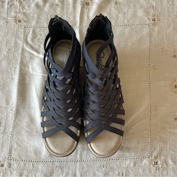 🌸Spring Ready - Skechers Navy Strappy Wedge Sandals – Size 6.5 - Picture 3 of 12